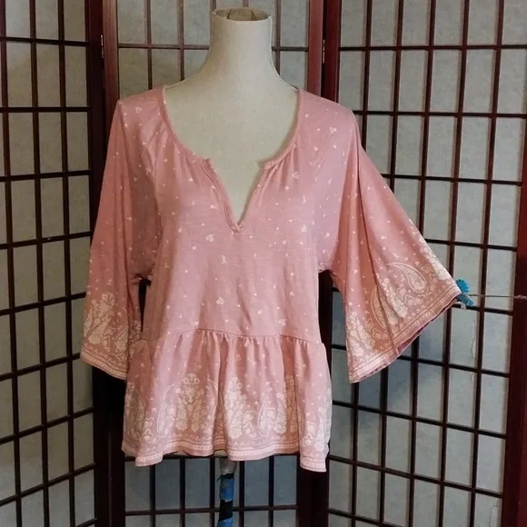 Sold #214 Pretty Lucky Brand Top - Picture 1 of 12